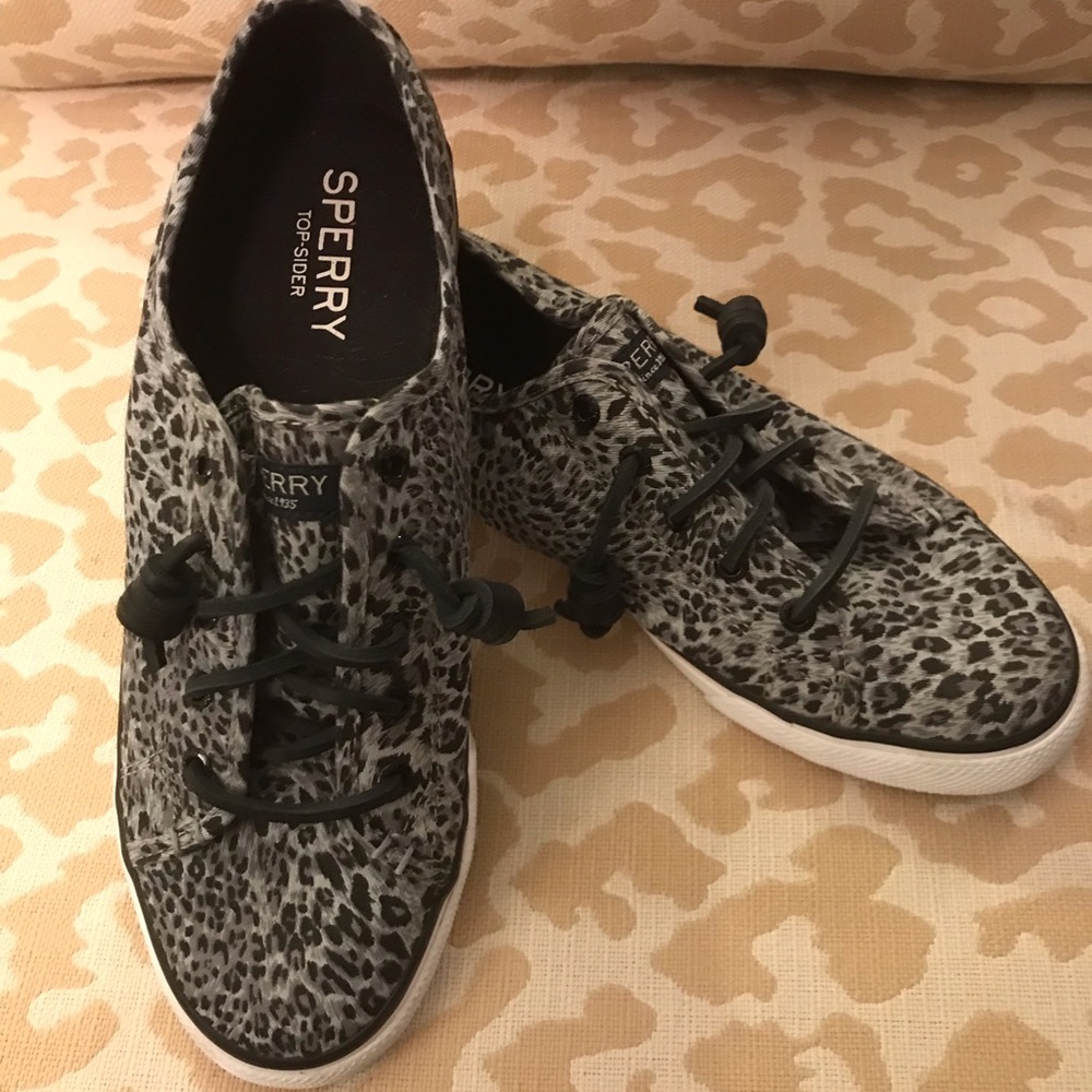 Sperry Top Sider size 8